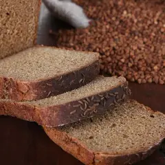 Jak upiec chleb bezglutenowy, który zaskoczy smakiem i teksturą